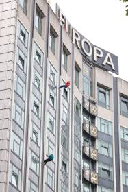 NICHS Abseil 099