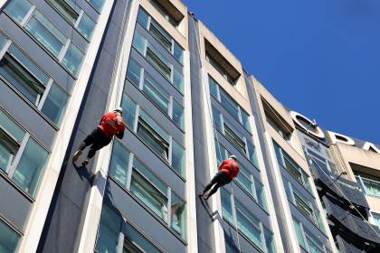 NICHS Abseil 31