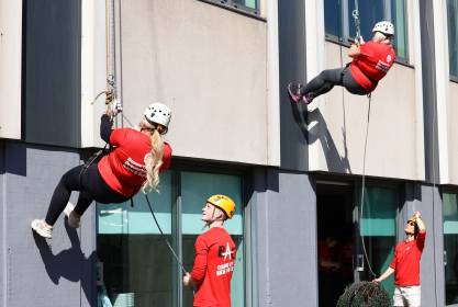 NICHS Abseil 35