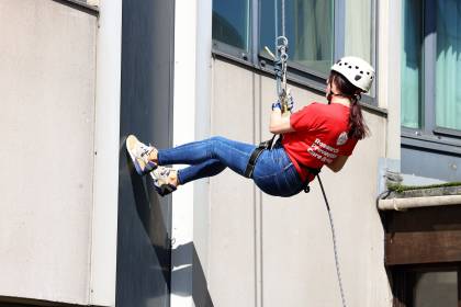 NICHS Abseil 66