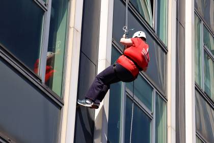 NICHS Abseil 98