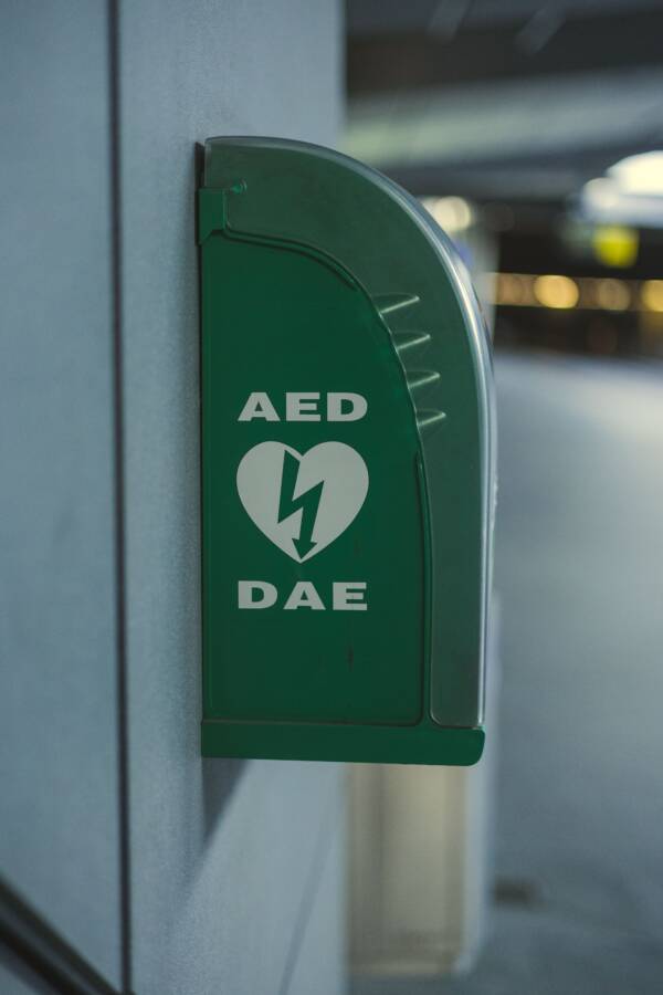 Research on cardiac arrests prompts calls for more bystander CPR training