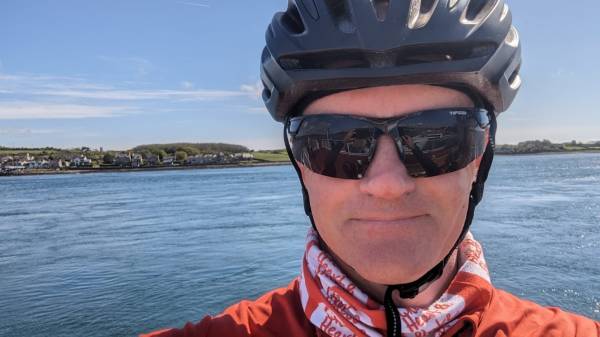 Racing biker and runner reflects on unexpected heart attack in his forties to mark Men’s Health Week